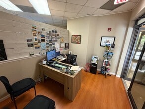 150 Cocoa Isles Blvd, Cocoa Beach, FL for lease Building Photo- Image 2 of 8