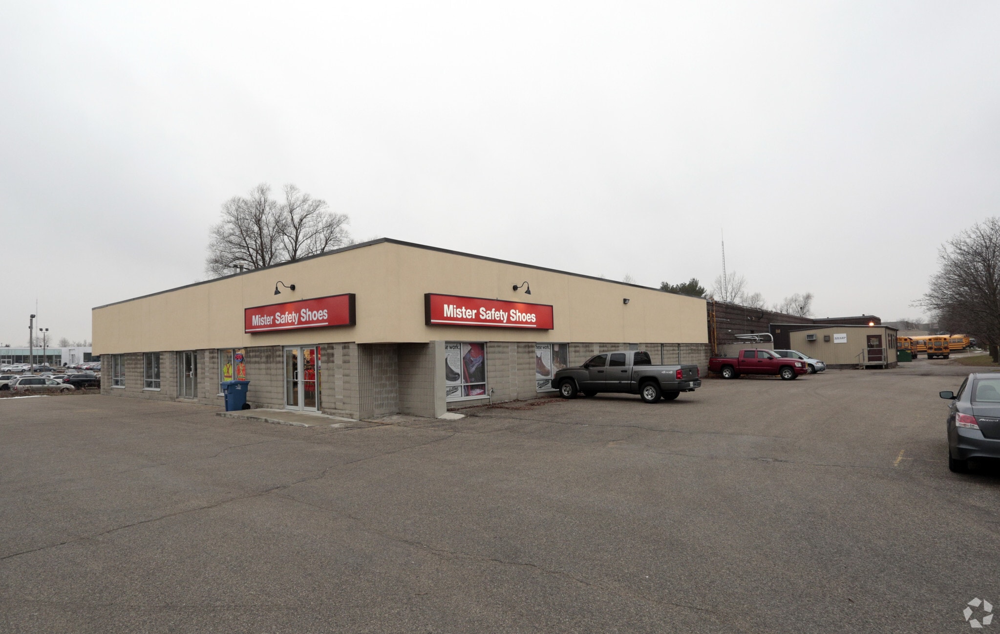 335 Woodlawn Rd W, Guelph, ON for sale Primary Photo- Image 1 of 1
