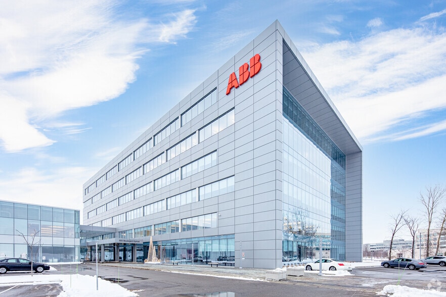 800 Boul Hymus, Montréal, QC for lease - Building Photo - Image 1 of 8