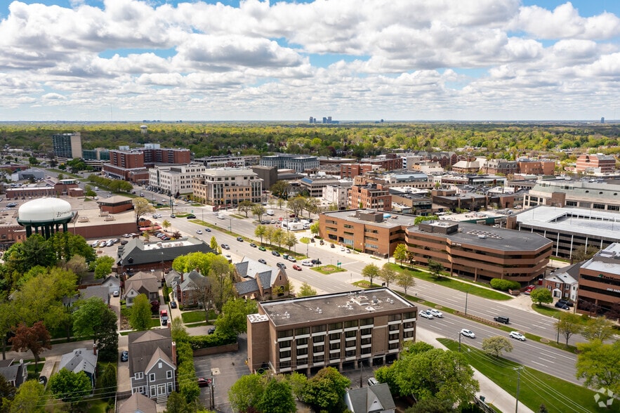 300 Park St, Birmingham, MI for lease - Aerial - Image 3 of 3