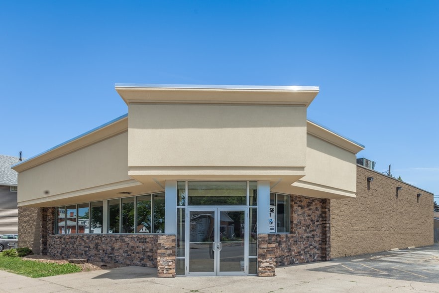 920 Abbott Rd, Buffalo, NY for sale - Building Photo - Image 2 of 4