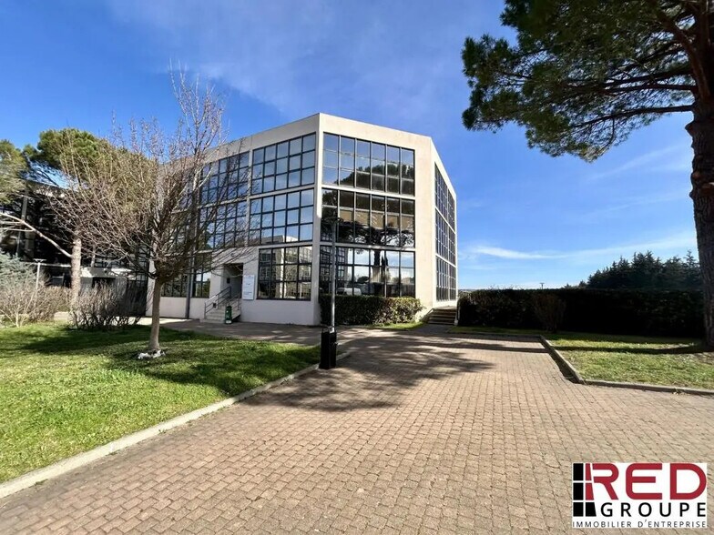 Bureau dans Aix-en-Provence à louer - Photo du bâtiment - Image 1 de 6