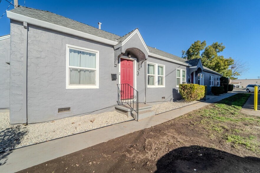 Oak and C St Multifamily Portfolio Sale portefeuille de 2 propriétés à vendre sur LoopNet.ca - Photo du bâtiment - Image 2 de 25