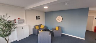 Plus de détails pour 8 High St, Inverurie - Coworking à louer