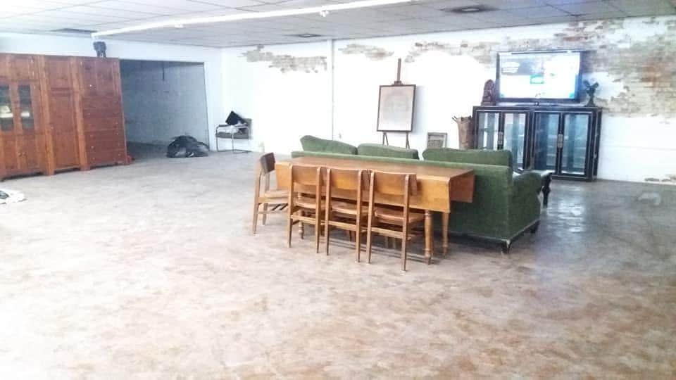 Downtown Beaumont Bulk Sale portfolio of 4 properties for sale on LoopNet.ca - Interior Photo - Image 3 of 24