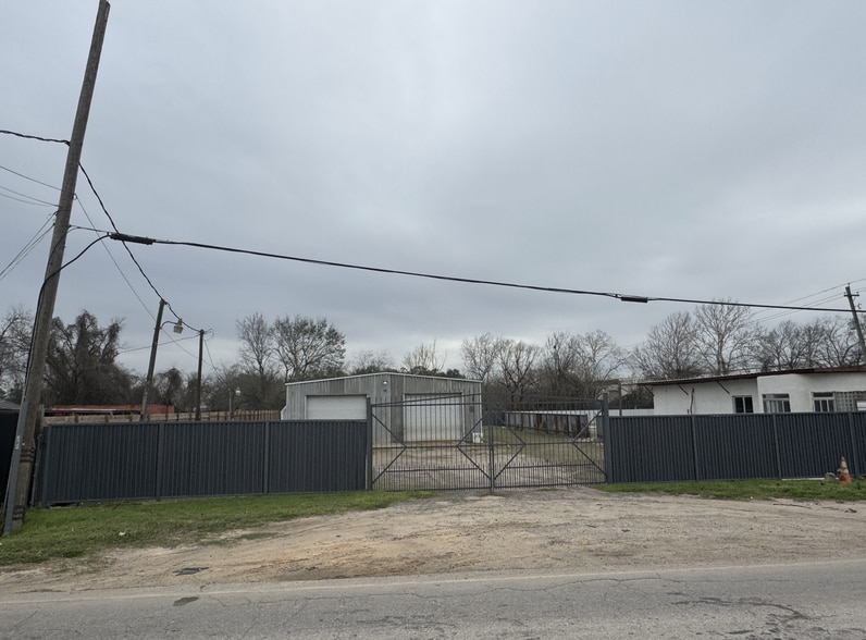 7306 Almeda Genoa Rd, Houston, TX for sale - Building Photo - Image 1 of 7