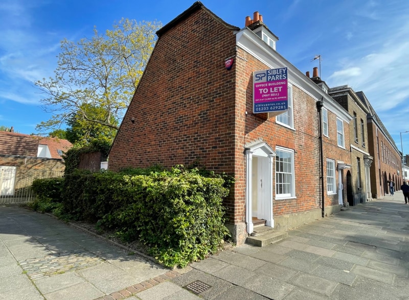 9-10 Broad St, Canterbury for lease - Primary Photo - Image 1 of 16