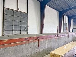 1200 N Logan St, Lincoln, IL for lease Interior Photo- Image 1 of 4