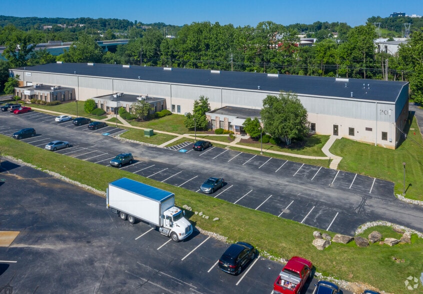 201 King Manor Dr, King Of Prussia, PA for lease - Primary Photo - Image 1 of 5