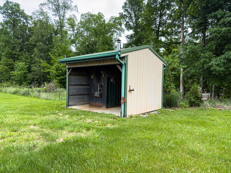 2475 W County Road 1050 S, Cloverdale, IN à vendre - Photo du bâtiment - Image 3 de 65