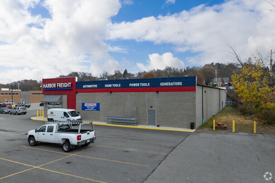 94 Tarentum Bridge Rd, New Kensington, PA à vendre - Photo du bâtiment - Image 2 de 4