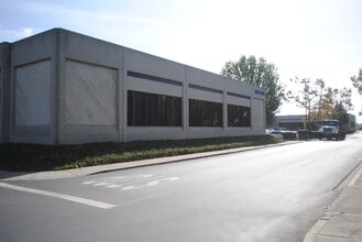 2330-2344 Merced St, San Leandro, CA for lease Building Photo- Image 2 of 3