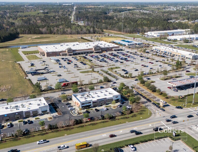 961 Roberts Branch Pky, Columbia, SC à louer - Photo du bâtiment - Image 2 de 4