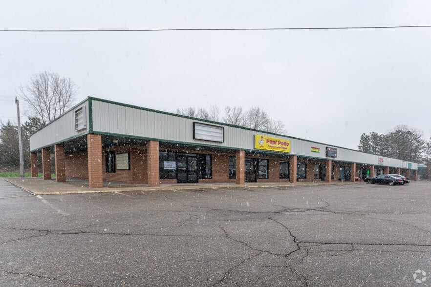 3110 Whipple Ave NW, Canton, OH à vendre - Photo principale - Image 1 de 5