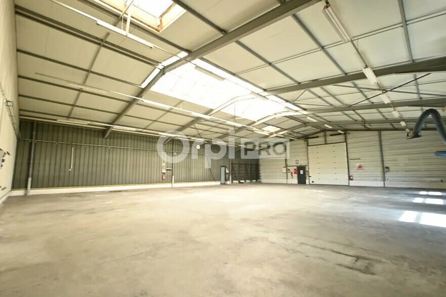 Bureau dans Reyrieux à louer - Photo intérieure - Image 3 de 10