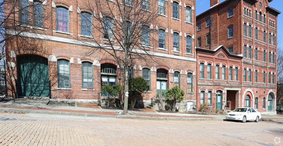 201 Park Ave, Albany, NY à vendre - Photo du bâtiment - Image 3 de 18