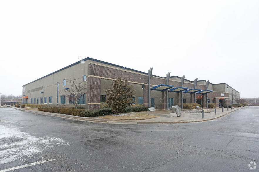 17200 W 119th St, Olathe, KS for lease - Building Photo - Image 3 of 5