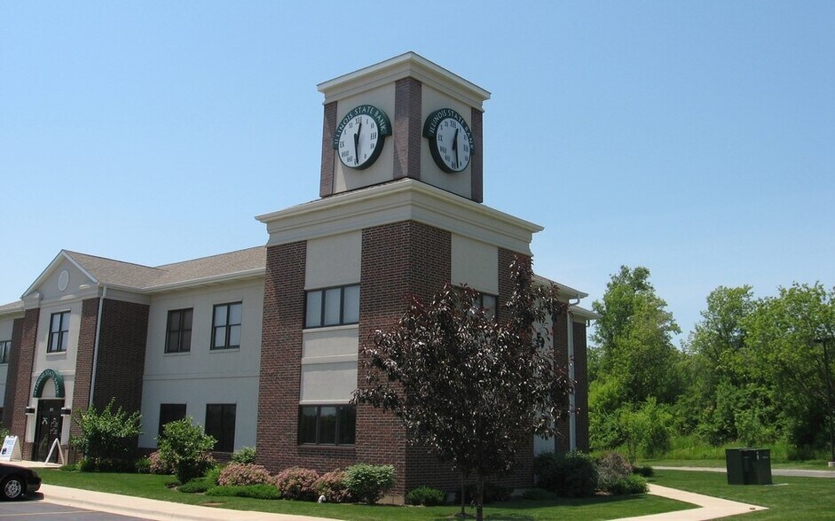 1689 Curran Rd, Mchenry, IL à louer - Photo du bâtiment - Image 2 de 3