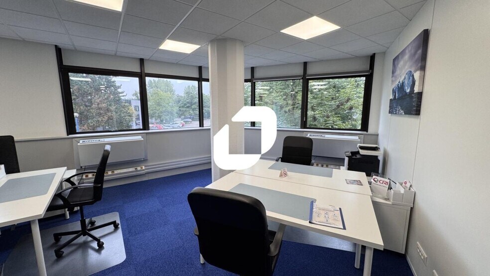 1 Rue Jean Sapidus, Illkirch-Graffenstaden for lease - Interior Photo - Image 3 of 9