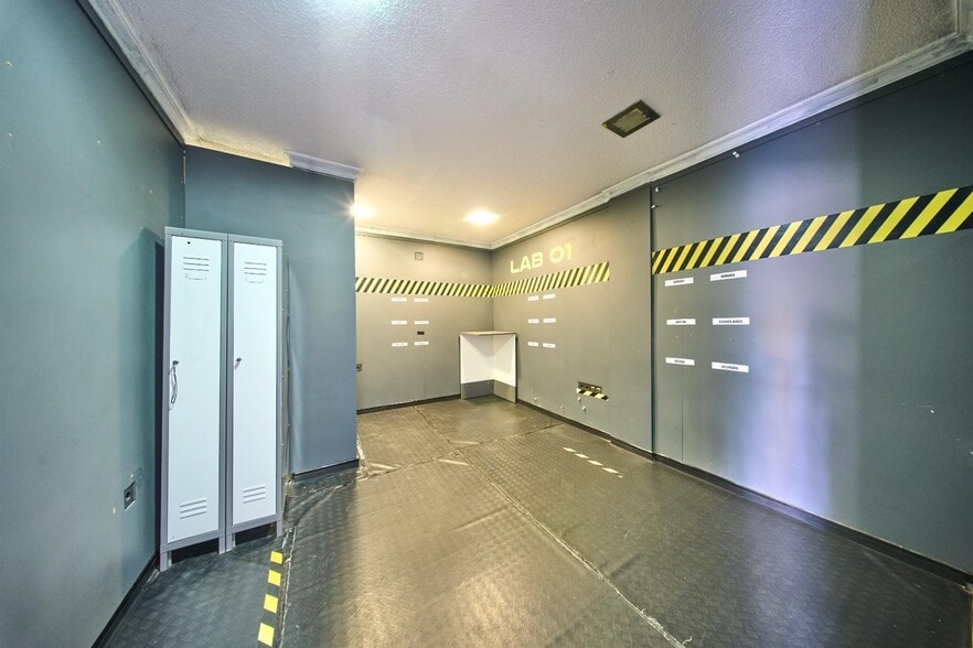 Calle Alonso Quijano, 3, Granada, Granada for sale - Interior Photo - Image 3 of 22