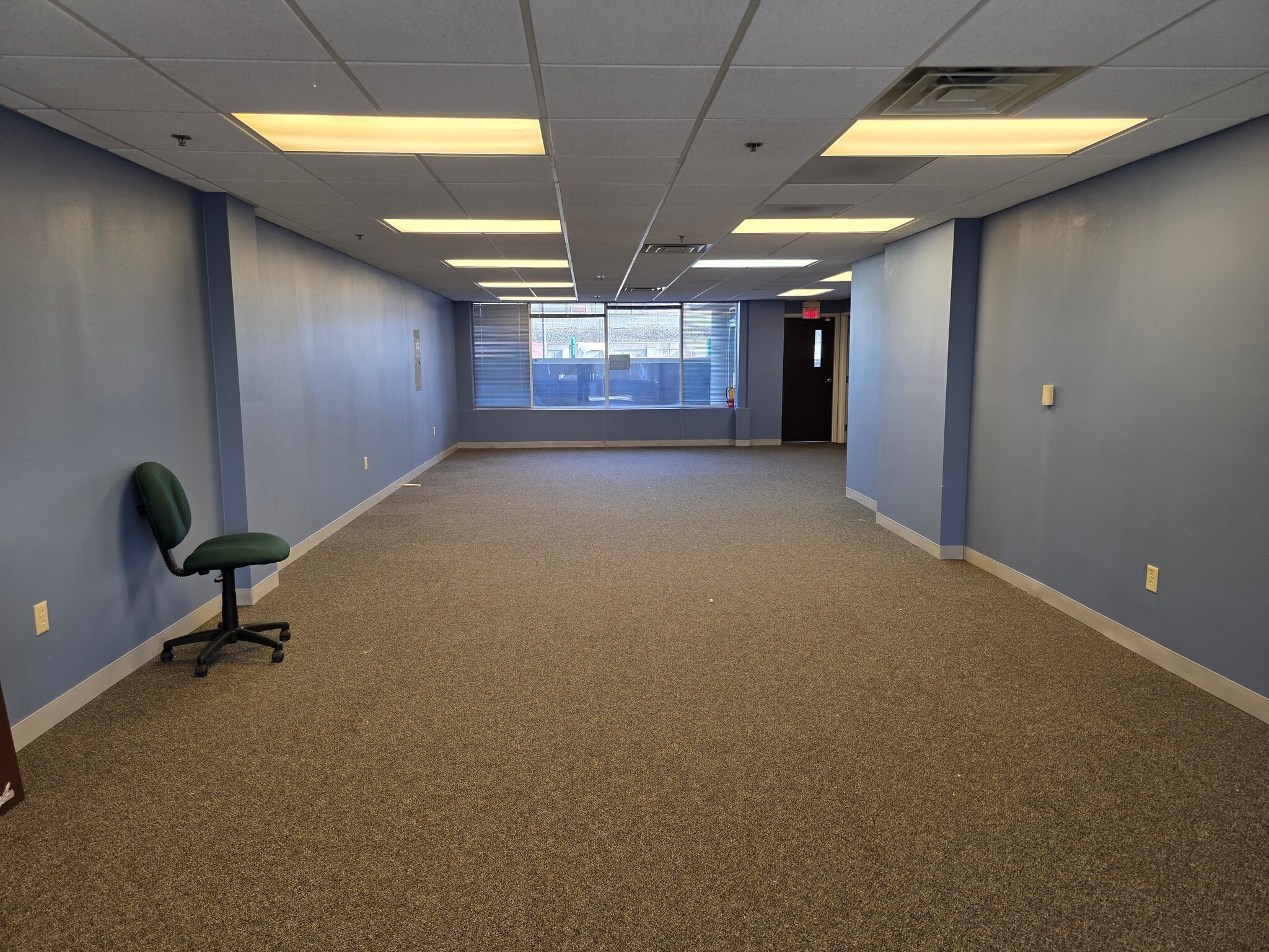 258 Corporate Dr, Madison, WI for lease Interior Photo- Image 1 of 4