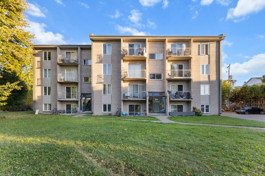 2012-2014 Rue Fournier, St-Jérôme, QC à vendre - Photo principale - Image 1 de 24