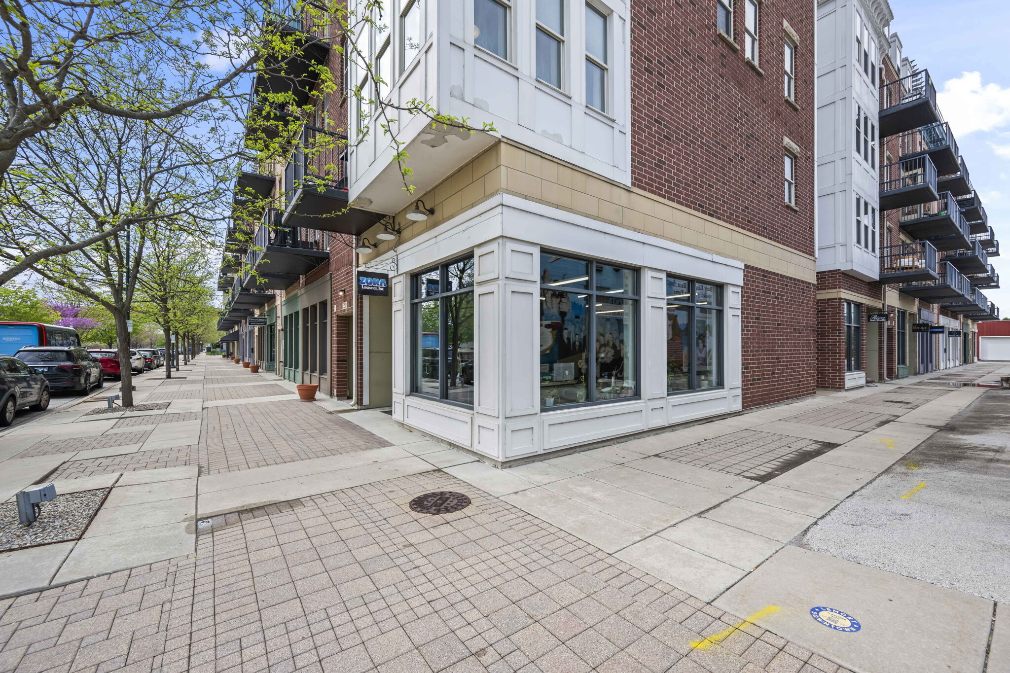349 Front St, Lemont, IL for lease Interior Photo- Image 1 of 2