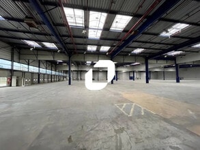 Industriel dans Roissy-en-France à louer Photo intérieure- Image 2 de 4