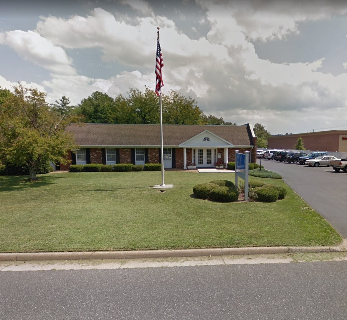 100 Pelham Dr, Waynesboro, VA for sale Primary Photo- Image 1 of 1