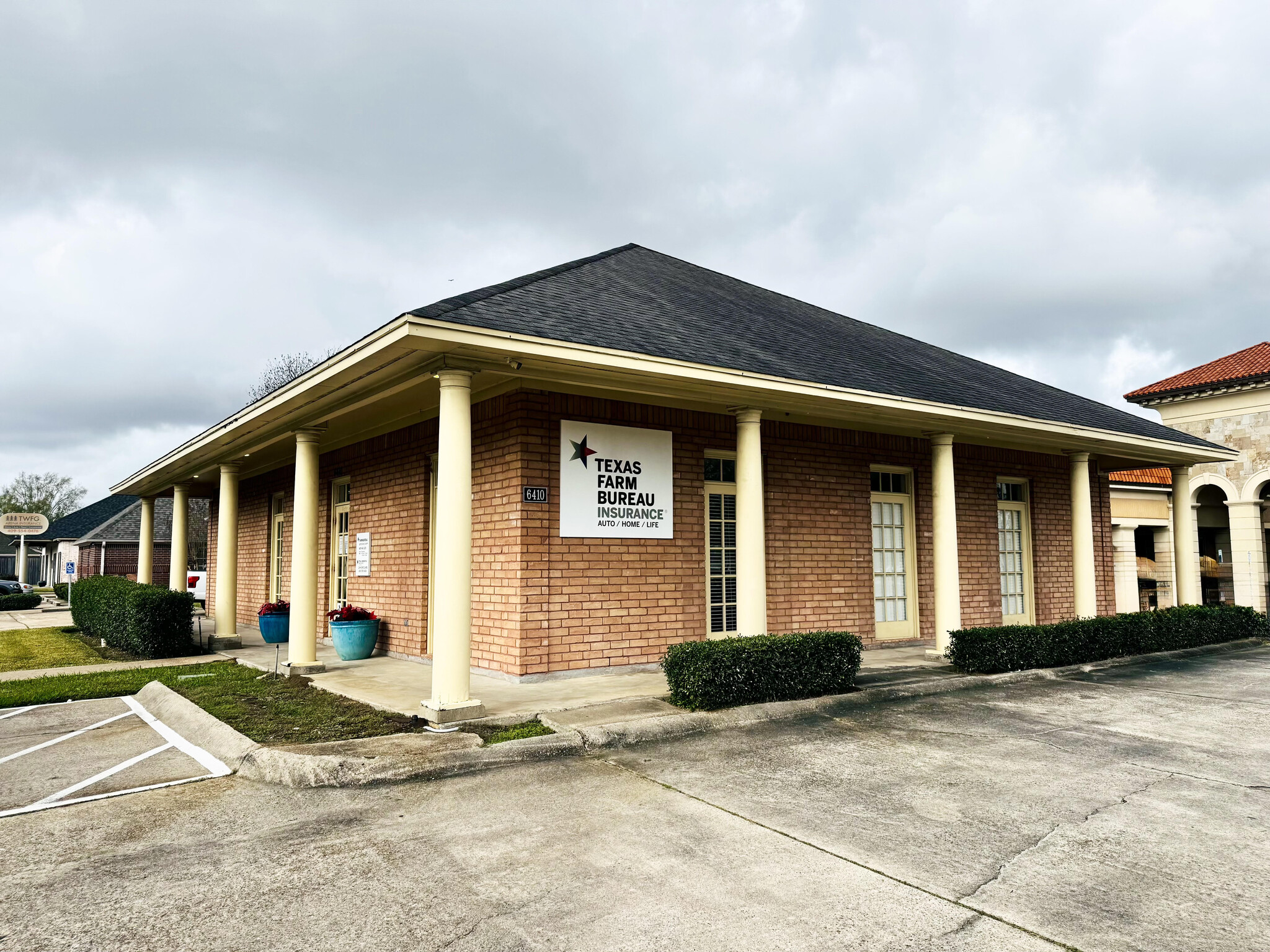 6410 Wellington Pl, Beaumont, TX for lease Primary Photo- Image 1 of 5