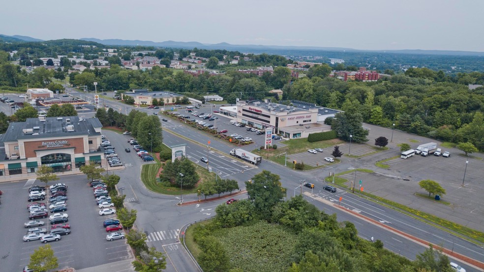 Lower Westfield Rd, Holyoke, MA for sale - Aerial - Image 1 of 1