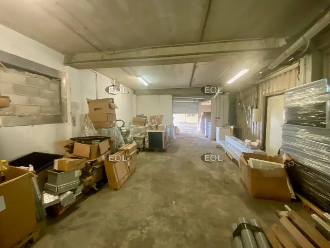 Flex in Les Pennes-Mirabeau for lease Building Photo- Image 1 of 4