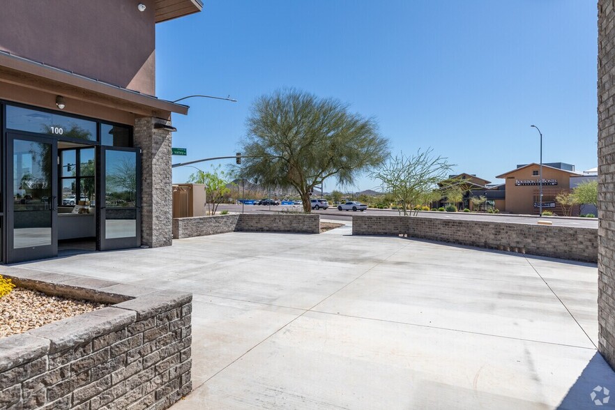 8325 W Happy Valley Rd, Peoria, AZ for lease - Building Photo - Image 3 of 16