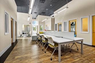 132 Chief Justice Cushing Hwy, Cohasset, MA for lease Interior Photo- Image 1 of 15