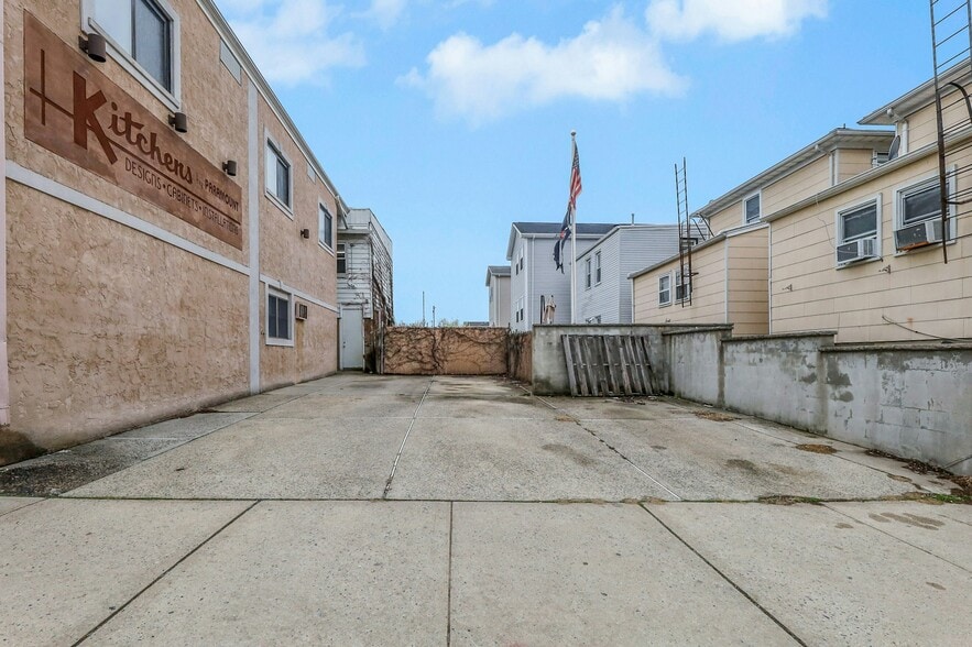 209-211 Central Ave, East Newark, NJ for sale - Building Photo - Image 3 of 33