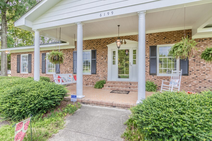 6199 Little Creek Church Rd, Clayton, NC for sale - Building Photo - Image 2 of 25