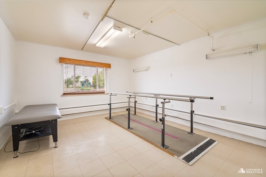 323 W 9th Ave, Yuma, CO à louer - Photo du bâtiment - Image 3 de 8