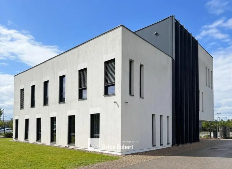 3 Rue Jean Carmet, Saint-Priest for sale Building Photo- Image 1 of 11