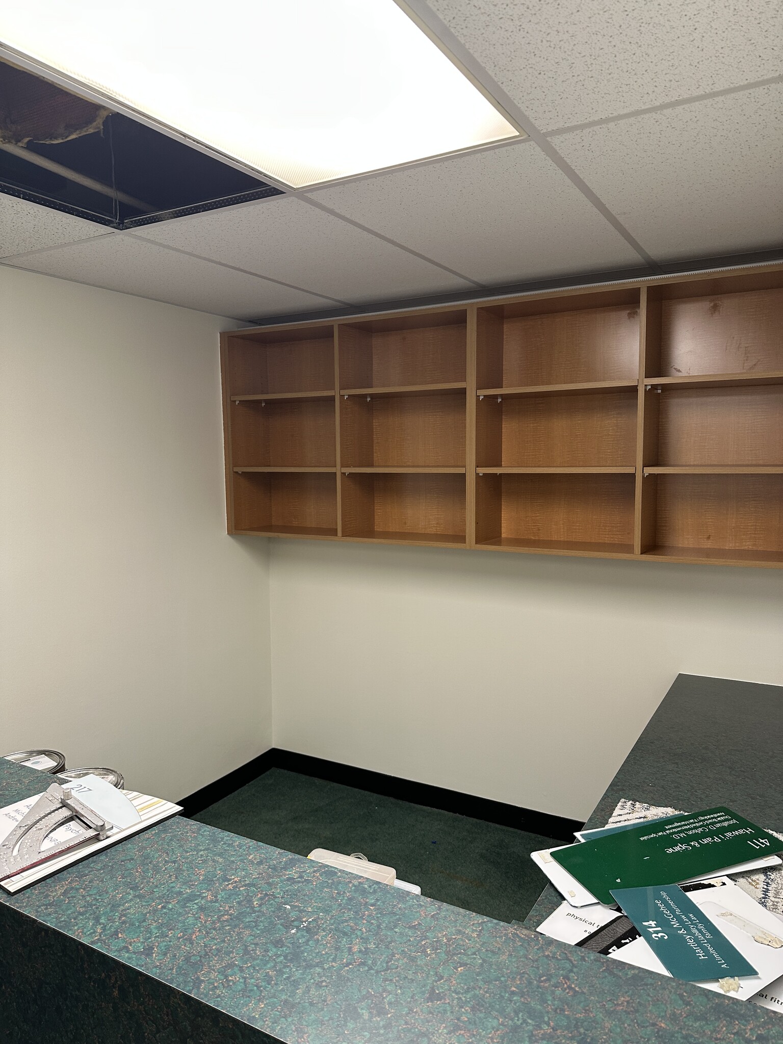 30 Aulike St, Kailua, HI for lease Interior Photo- Image 1 of 4