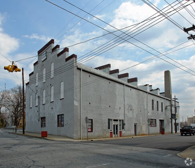 301 Market St, Reidsville, NC à vendre - Photo principale - Image 1 de 1