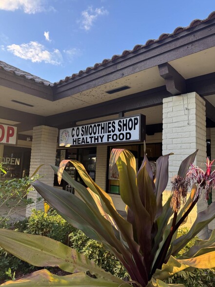3111 45th St, West Palm Beach, FL for lease - Building Photo - Image 1 of 4