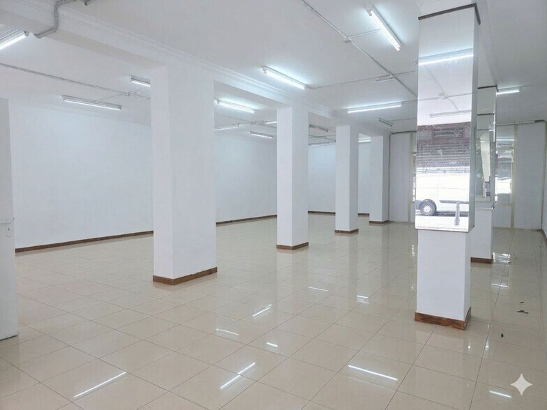 Calle la Naval, 25, Las Palmas de Gran Canaria, Las Palmas à vendre - Photo du bâtiment - Image 2 de 40