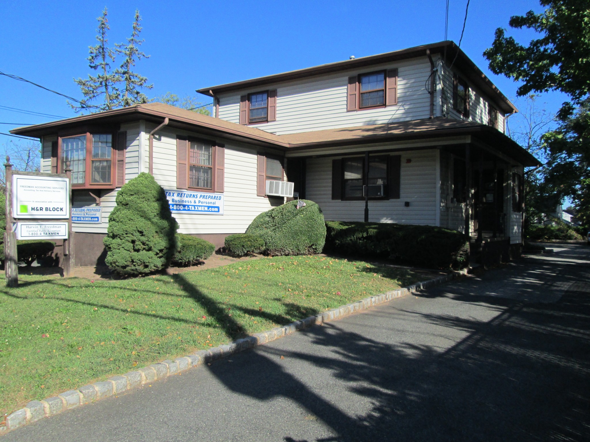 206 Westfield Ave, Clark, NJ à vendre Photo du bâtiment- Image 1 de 1