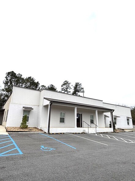 629 E Forsyth St, Americus, GA à vendre - Photo du bâtiment - Image 3 de 54