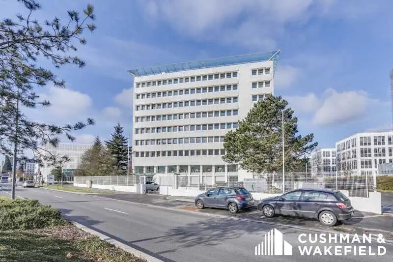 11 Avenue Morane Saulnier, Vélizy-Villacoublay à louer - Photo du bâtiment - Image 2 de 12