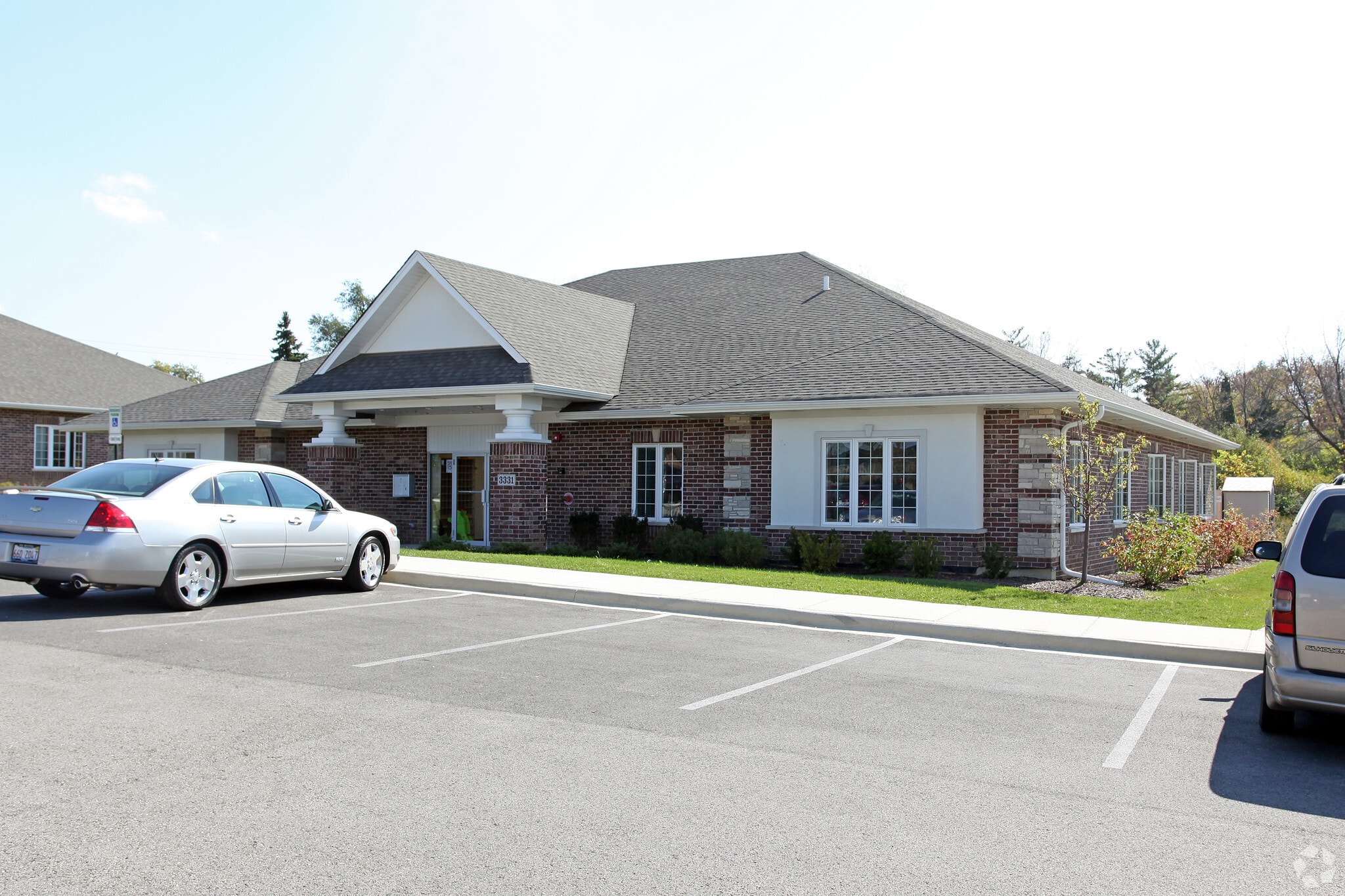 3331 Hobson Rd, Woodridge, IL à vendre Photo principale- Image 1 de 3