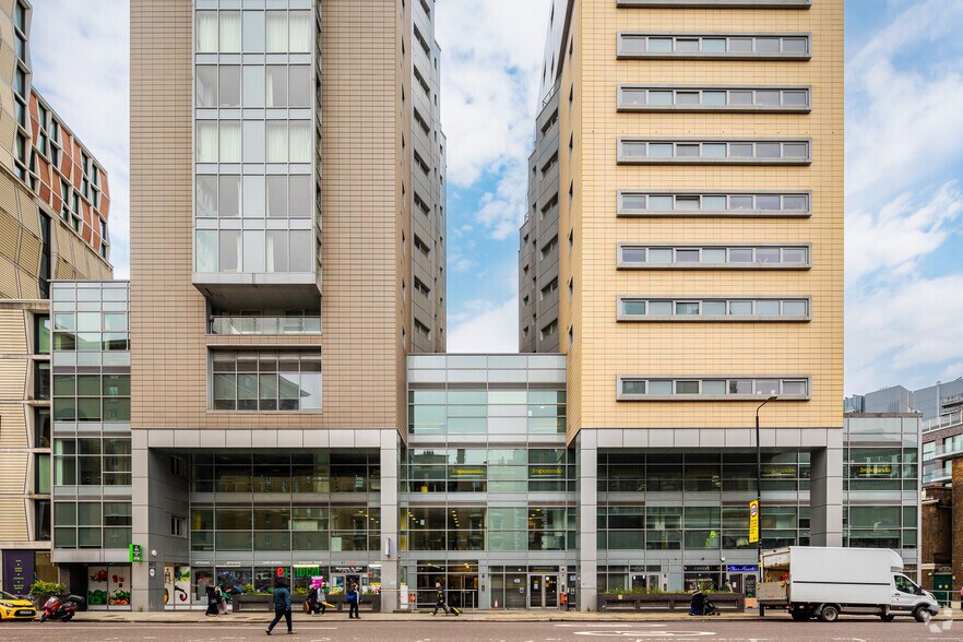52-58A Commercial Rd, Londres à louer - Photo du bâtiment - Image 3 de 17