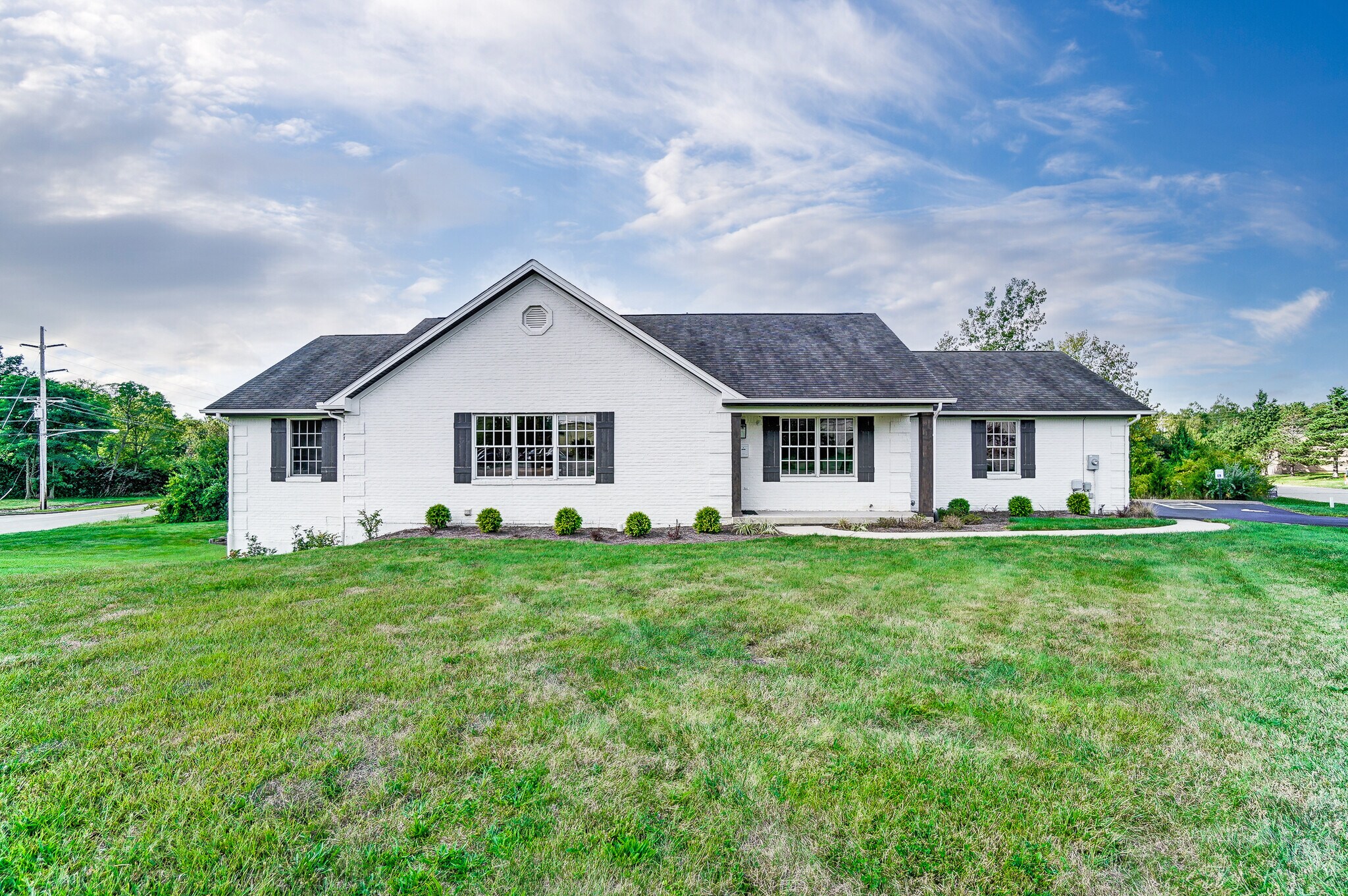 15 Commercial Way, Springboro, OH à vendre Photo du bâtiment- Image 1 de 1