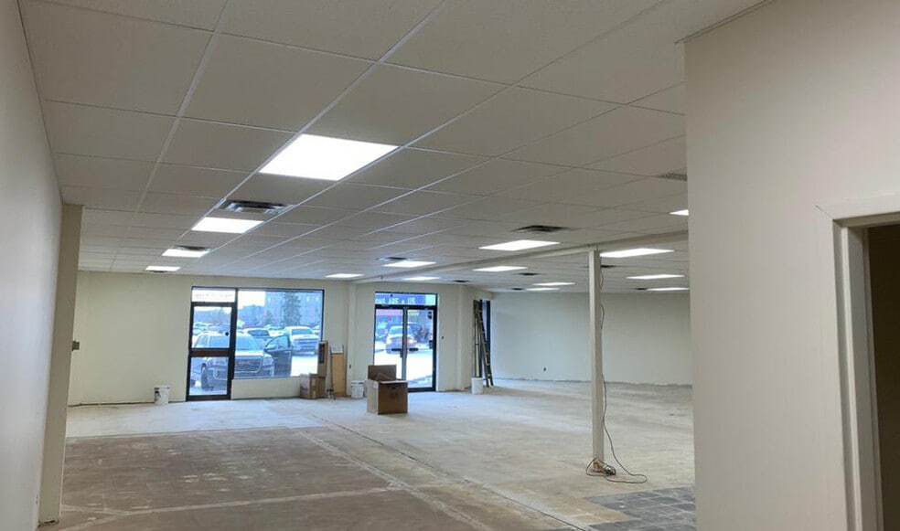 16630 109th Ave NW, Edmonton, AB for lease - Interior Photo - Image 2 of 5