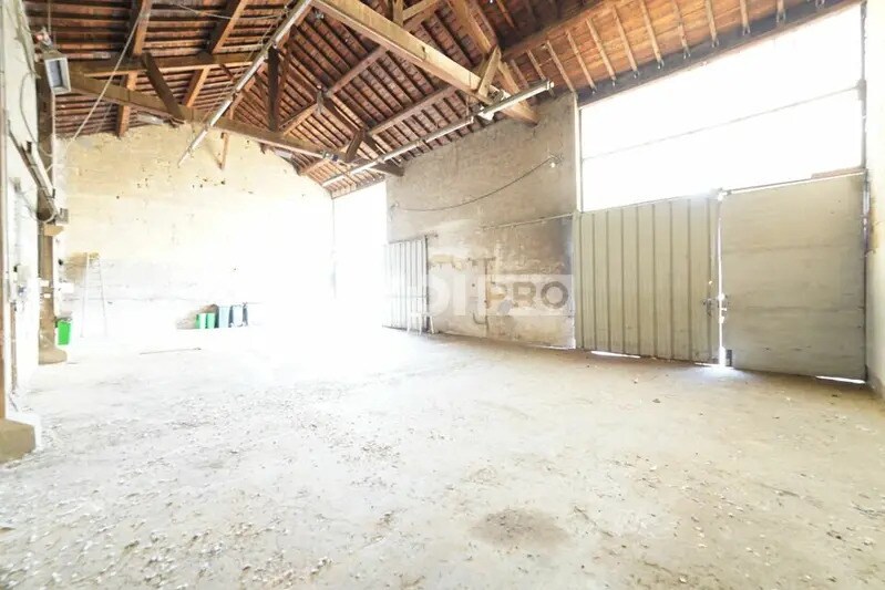 Industrial in Corbas for lease - Building Photo - Image 2 of 9